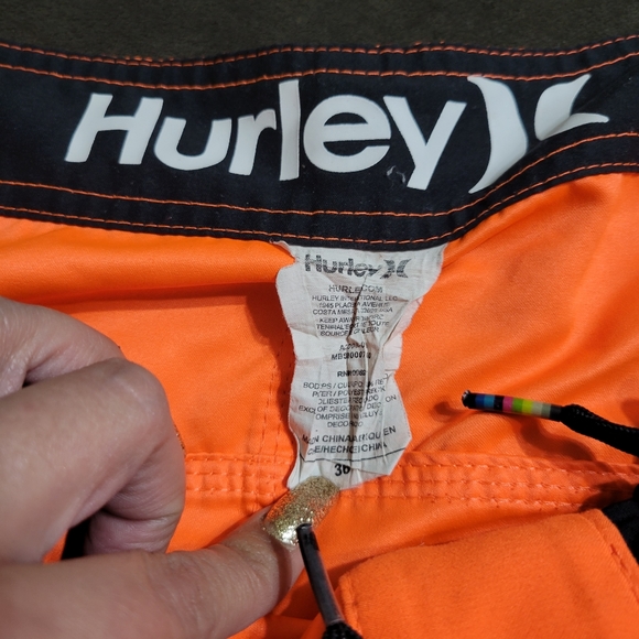 Hurley - Picture 2 of 3